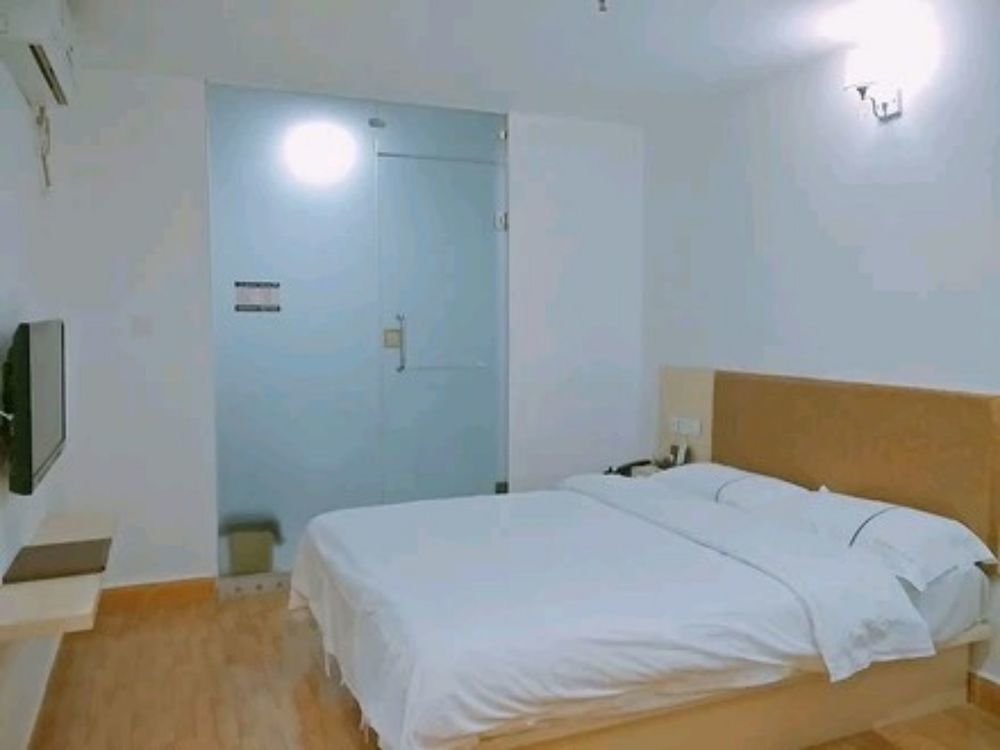 Шэньчжэнь: OYO Qiaojia Business Hotel