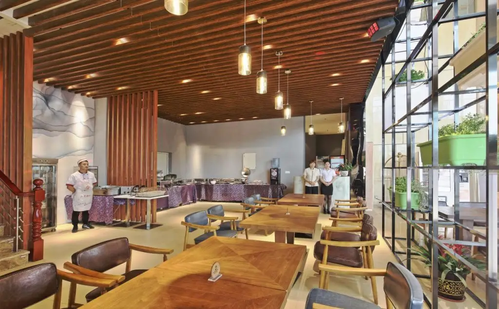 Гуанчжоу: Days Suites Guangzhou South Railway Station