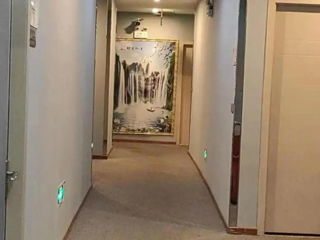 Чунцин: Lemon Inn (Nanping Wanda)