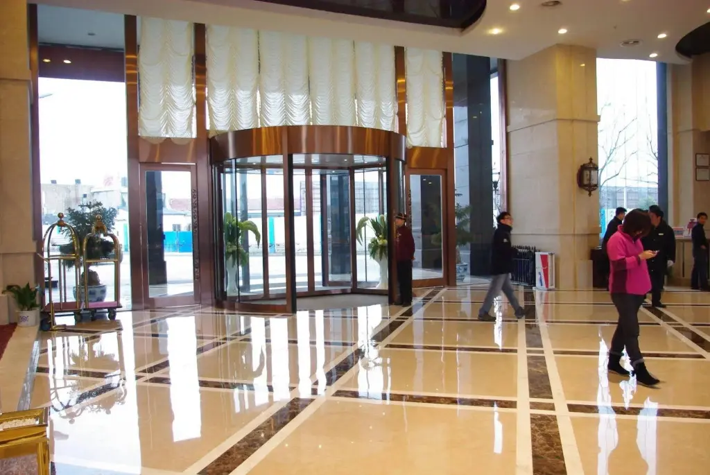 Нанкин: Century International Convention Center (Baijia Lake 1912)