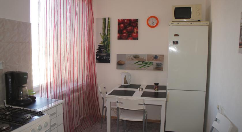 Москва: 2 Bedrooms Flat Lessnoy Passage