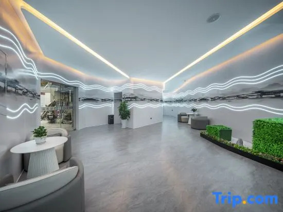 Чэнду: Xinjin Business Hotel (Kuanzhai Alley)