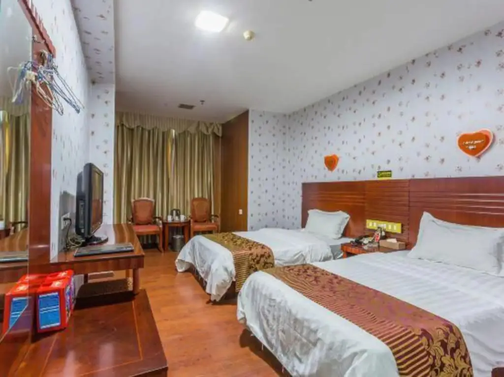 Гуанчжоу: Guangzhou Zhizun Hotel