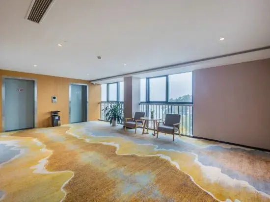 Ханчжоу: Kaiyuan Life Hotel at Central Lake of Qiandao Lake