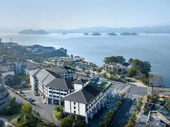 Ханчжоу: Kaiyuan Life Hotel at Central Lake of Qiandao Lake