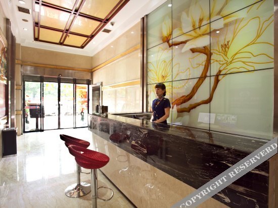 Чанша: Ou Dja Hotel (Changsha Wanjiali square subway station)