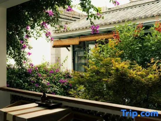 Дали: Yu'er Alley Courtyard 1