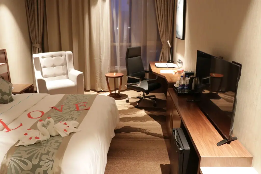 Яньтай: Yantai Dexin International Hotel
