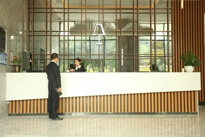 Шэньчжэнь: Yayuan Hotel (Shenzhen Pingshan High-speed Railway)