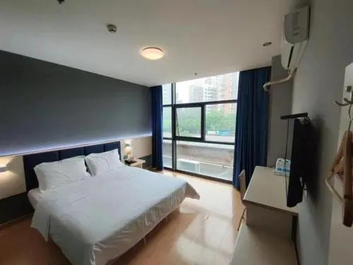 Тяньцзинь: 7 Days Inn (Tianjin South Railway Station)