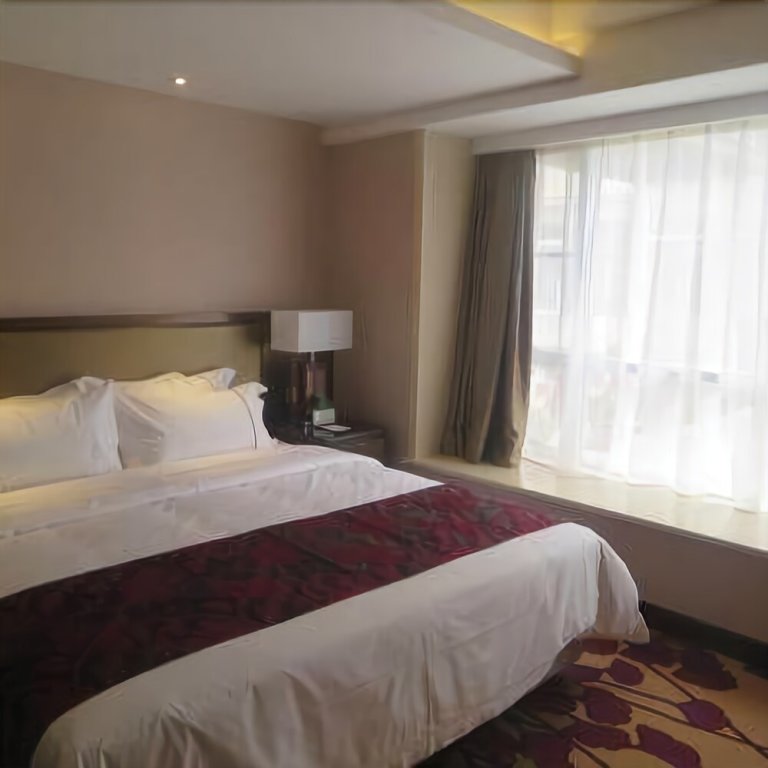 Junhao Grand Hotel Huizhou — фото 1
