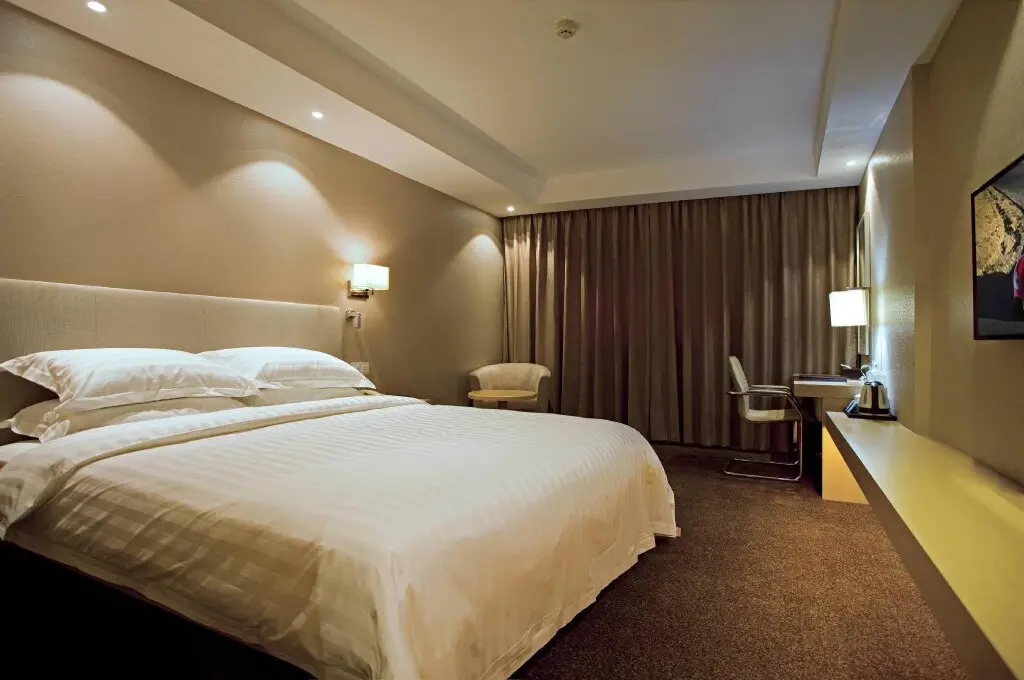 Кайфын: new dynasty hotel