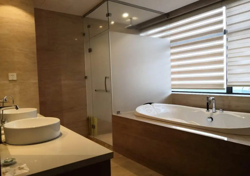 Кайфын: new dynasty hotel