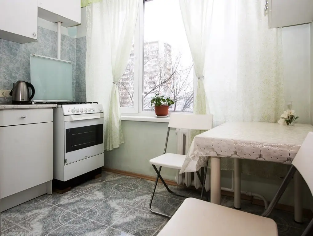 Москва: Меблированные комнаты ApartLux Novolesnaya