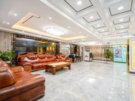 Буркин: Jincheng Holiday Hotel (Burqin Hedi night market)