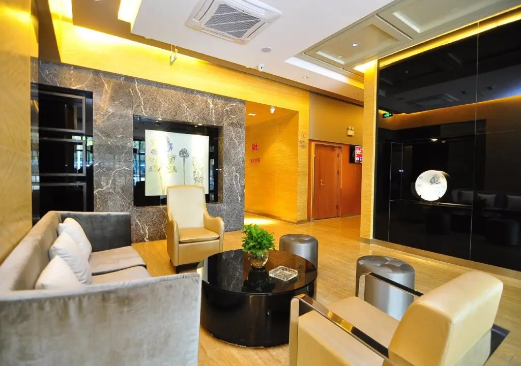 Куньмин: Microtel by Wyndham Kunming City Center