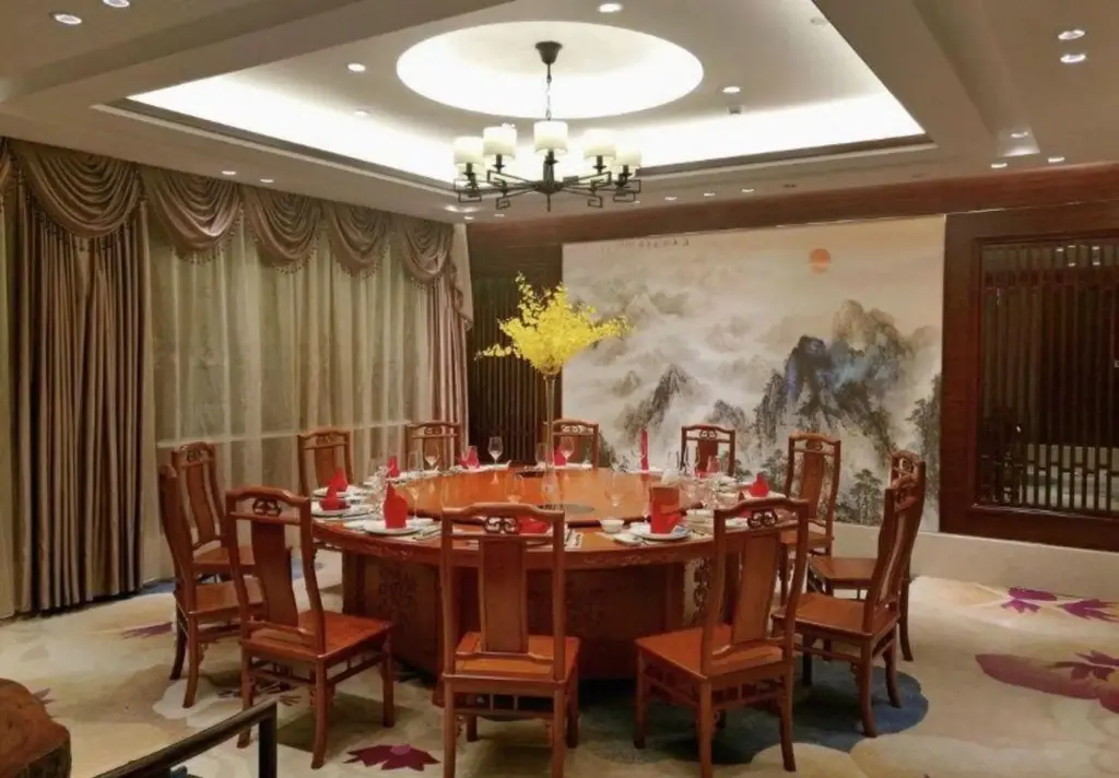 Наньпин: Honglin Hotel