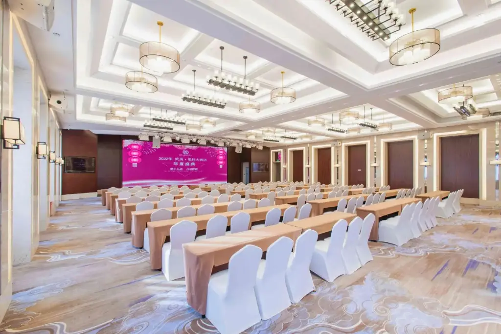 Наньпин: Honglin Hotel