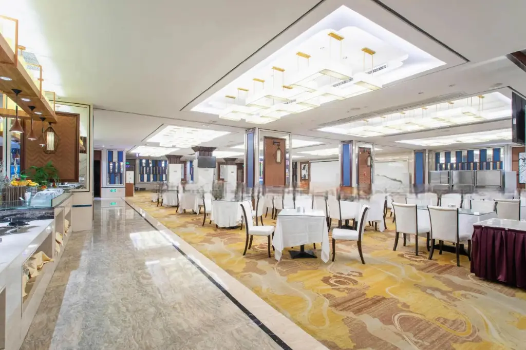 Наньпин: Honglin Hotel