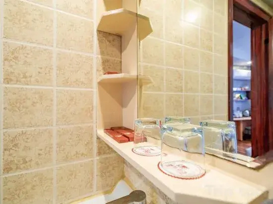 Цзуньи: Fanke Hotel (Zunyi Club Site Zhonghua Road)