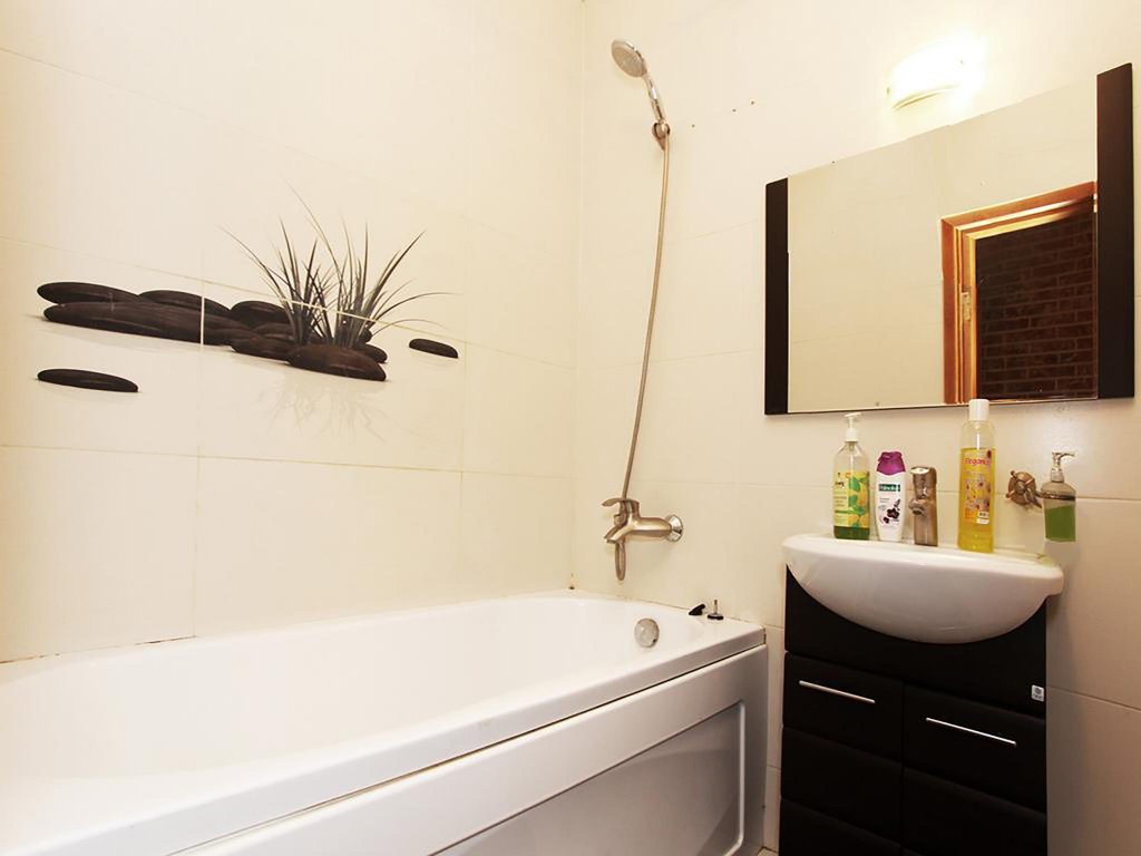 Москва: ApartLux  на Белорусской
