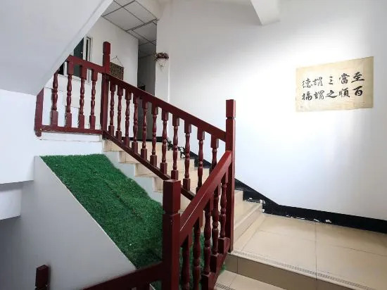 Baishun Hotel — фото 1