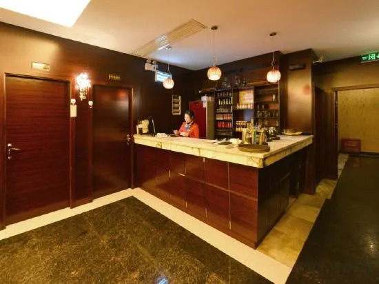 Чандэ: Huajing Hotel