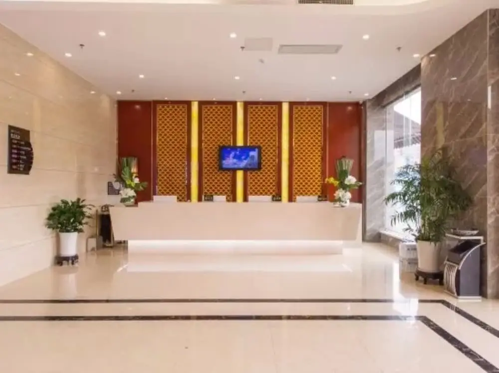 Гуйлинь: Guilin Manhattan Hotel North Station