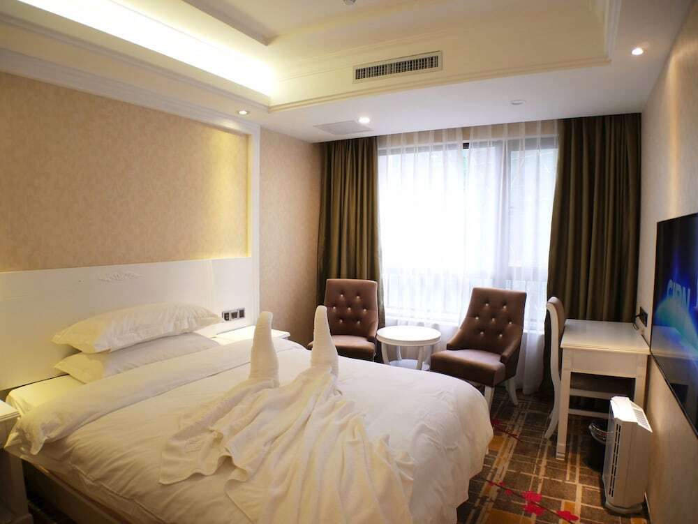 Гуйлинь: Guilin Manhattan Hotel North Station
