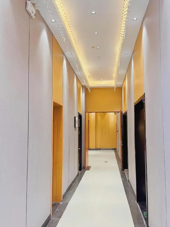Цзаочжуан: Wanjia Business Hotel (Zaozhuang Maoyuan)