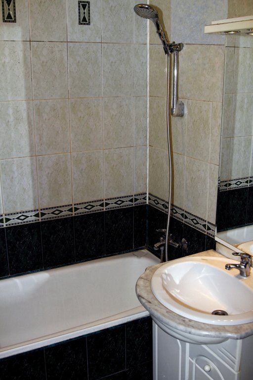 Москва: Apartamentyi Na Novoslobodskoj 49/2