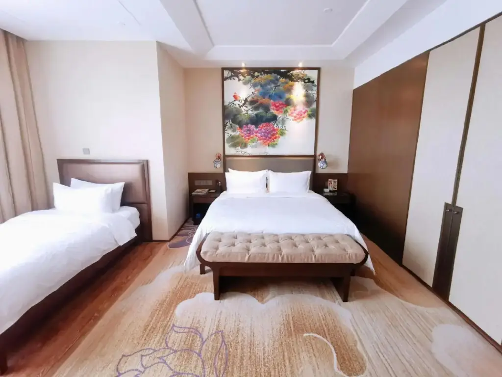 Цзюцзян: Jindu Longhe Hotel