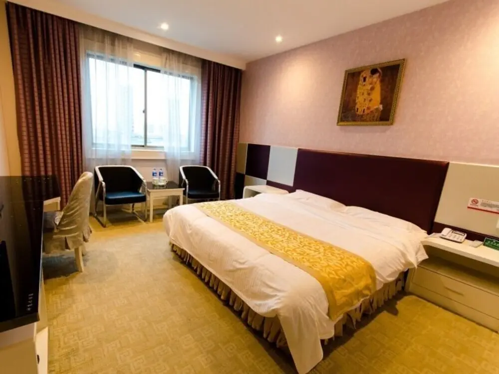 Чжанцзяган: GreenTree Alliance Suzhou Wujiang District Shengze Town East Silk Mark