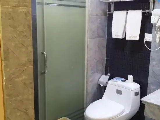 Ляньчэнчжэнь: Jinli Hotel
