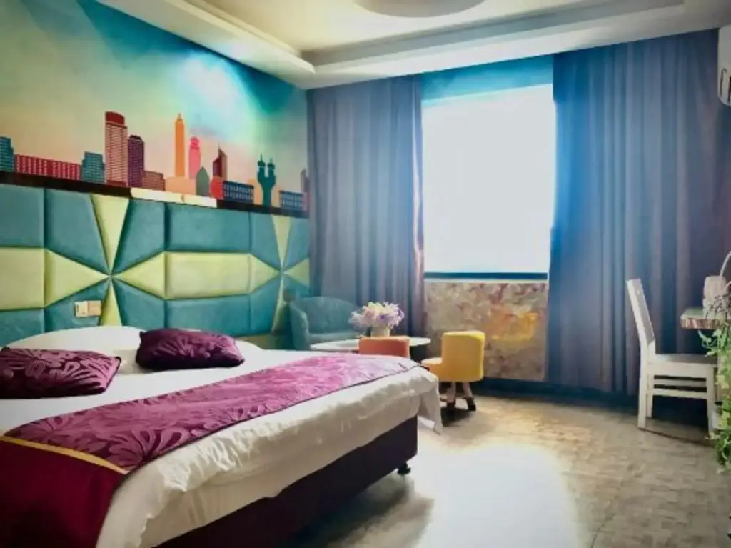 Шанхай: Shule Hostel