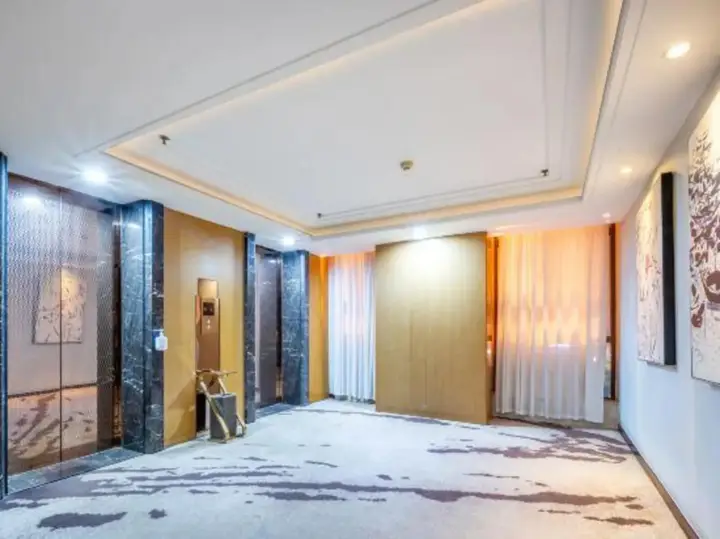 Хецзе: Shuiyi Jianianhua Hotel