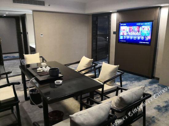 Жангжоу: Yakata Hotel Chain Zhangzhou Yan'an Square