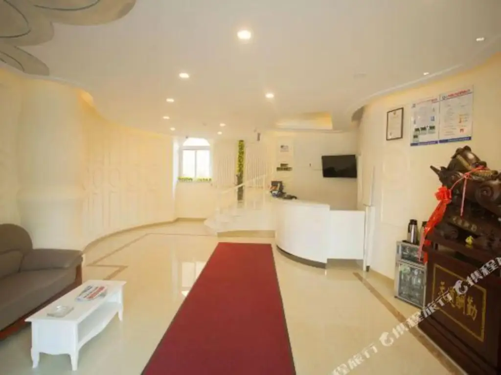 Циндао: Yinhai Zhilian Hotel (Qingdao Huangdao Golden Beach Beer Square)