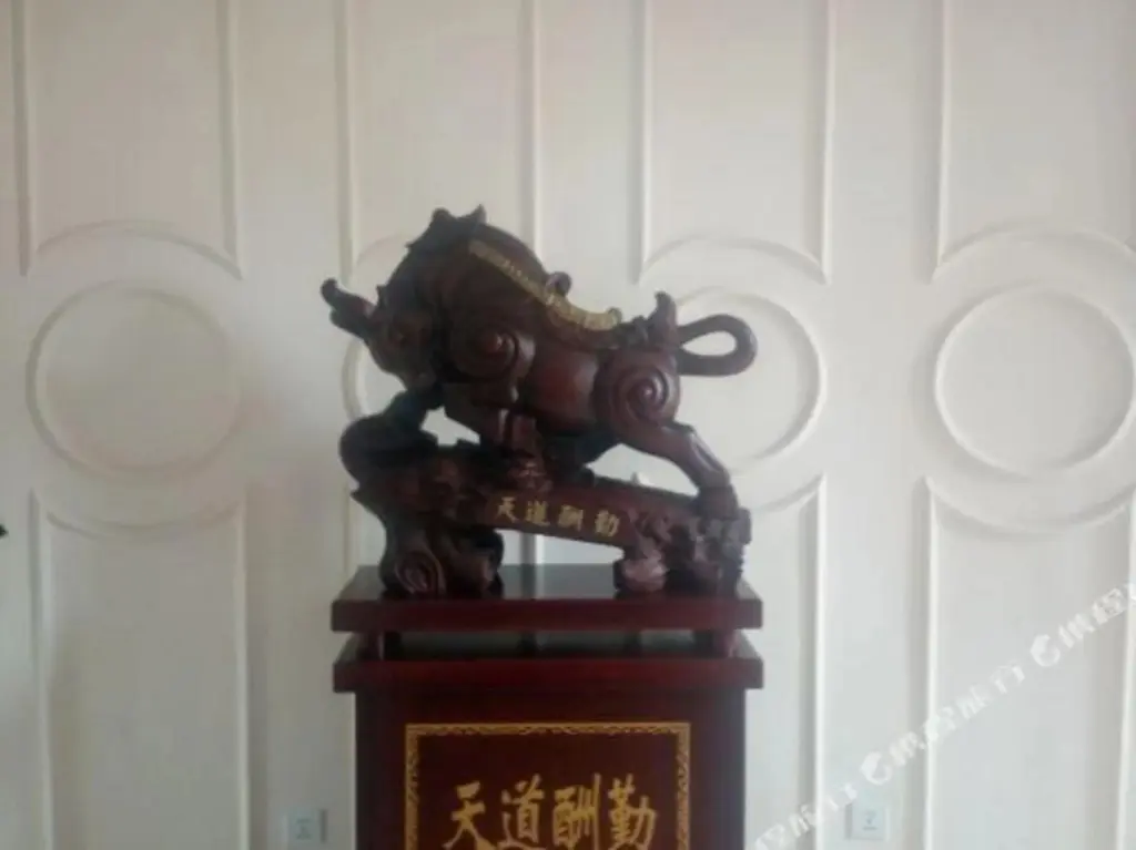 Циндао: Yinhai Zhilian Hotel (Qingdao Huangdao Golden Beach Beer Square)