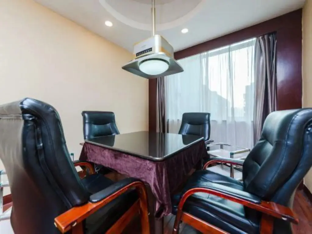 Хэнъян: Shen Long Media Hotel