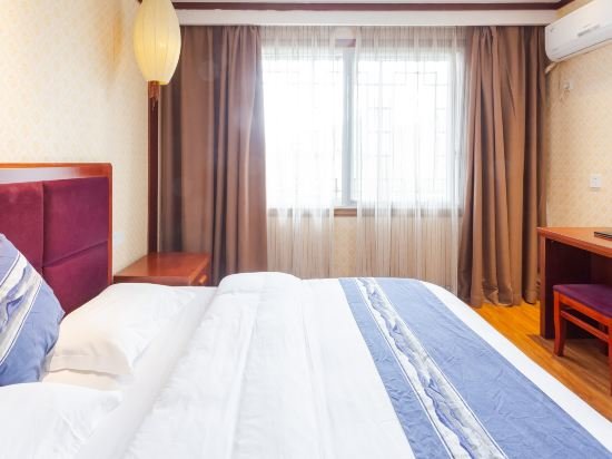 Цзуньи: Bessiya Hotel (Zunyi Club Site)