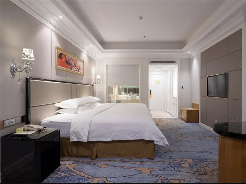 Гуанчжоу: Vienna International Hotel Guangzhou Shijin International Branch