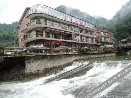 Daziran Hotel — фото 1