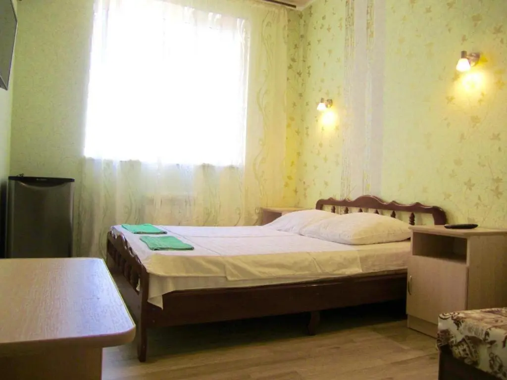 Витязево: Guest House Monika