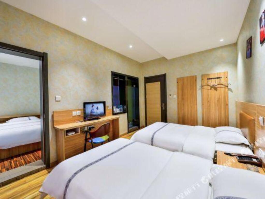 Шэньян: Fengshang Yasu  Hotel