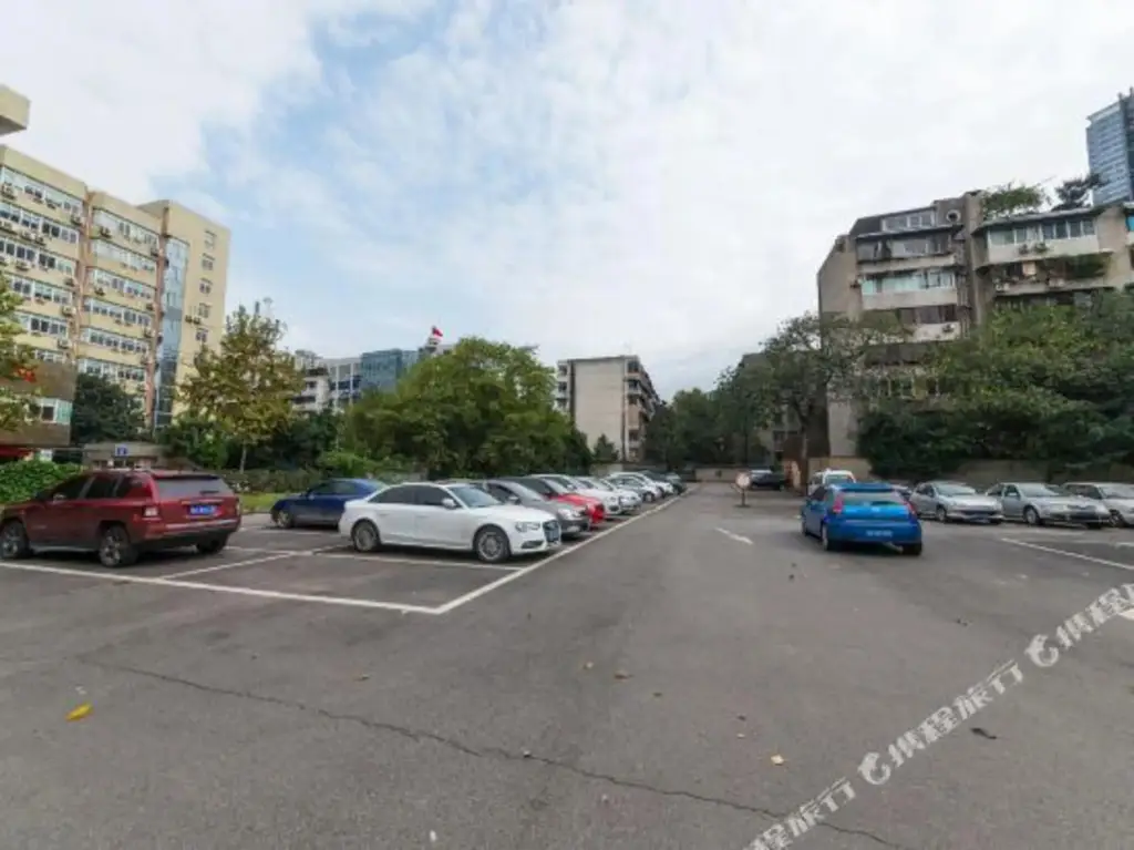 Чэнду: Yulong Hotel