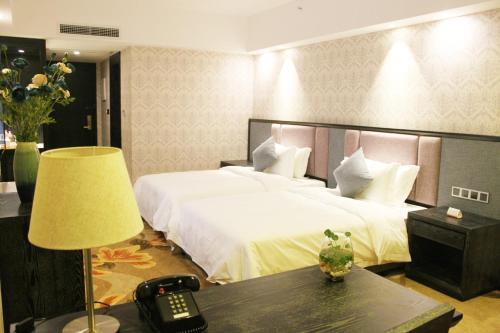 Чэнду: Countryside Landscape Hotel (Chengdu Financial City Global Center Store)