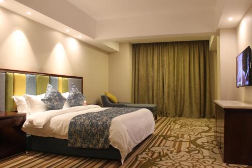 Чэнду: Countryside Landscape Hotel (Chengdu Financial City Global Center Store)