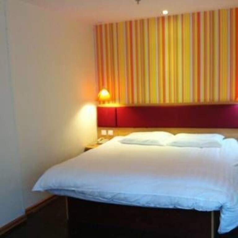 Фошань: Home Inn Foshan Fenjiang West Road