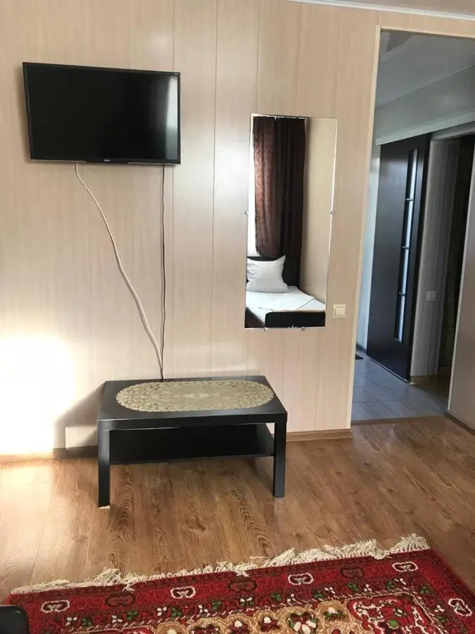 Ейск: Guest house on Shmidta-комнаты для летнего отдыха